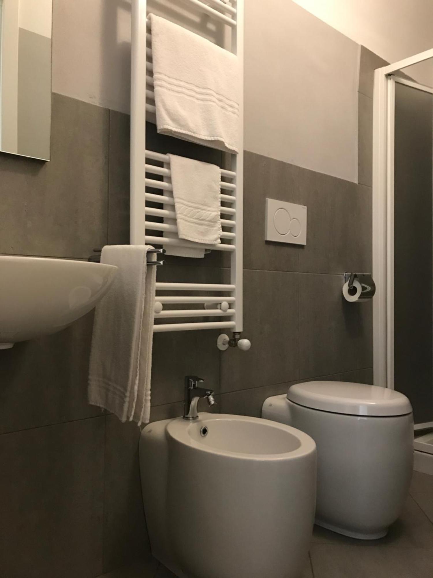 La Terrazza Vercelli Bed & Charme Εξωτερικό φωτογραφία