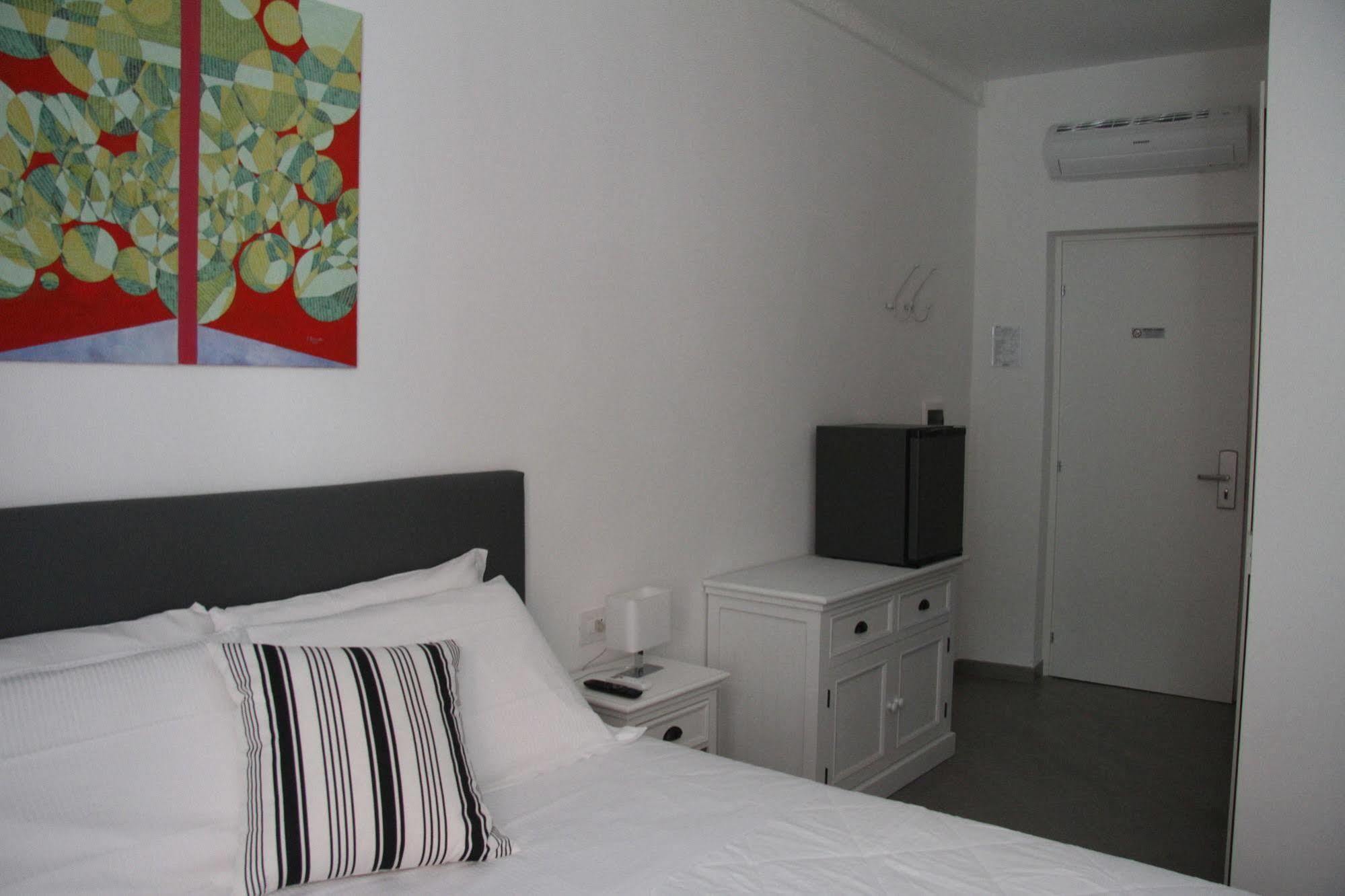 La Terrazza Vercelli Bed & Charme Εξωτερικό φωτογραφία